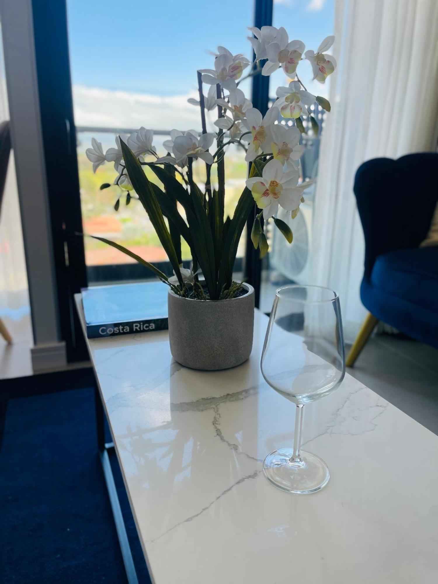 Skygarden Nunciatura Luxury Apartment #705 San Jose  Exterior foto